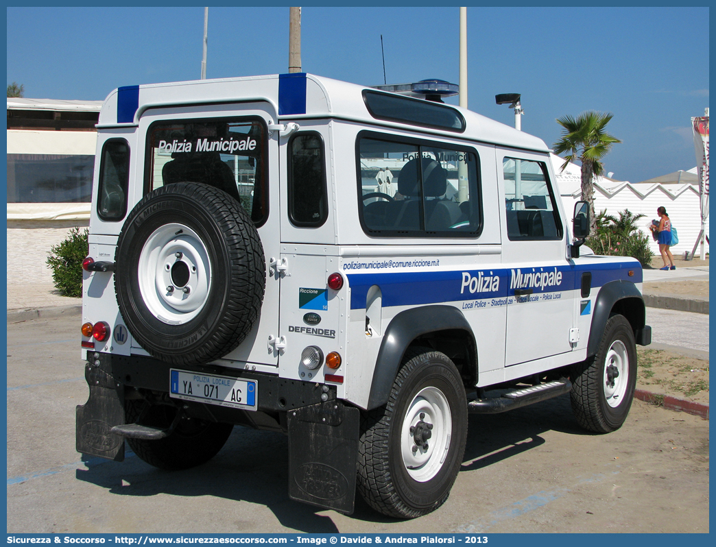 Polizia Locale YA071AG
Polizia Municipale
Comune di Riccione
Land Rover Defender 90
Parole chiave: Polizia;Municipale;Locale;Riccione;Land Rover;Defender;90;YA;071AG