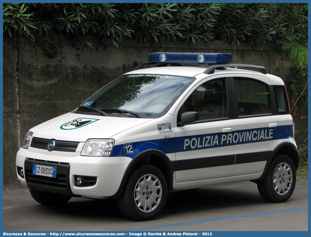 -
Polizia Provinciale
Provincia di Macerata
Fiat Nuova Panda 4x4 I serie
Parole chiave: Polizia;Locale;Provinciale;Macerata;Fiat;Nuova Panda;4x4;4 x 4