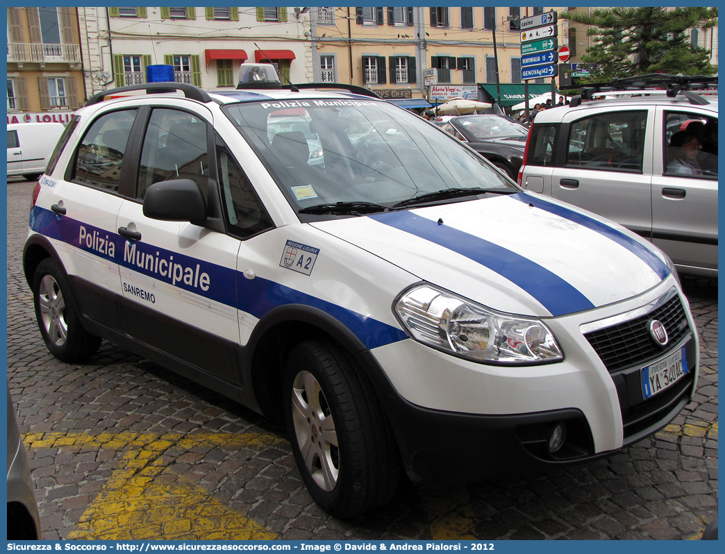 Polizia Locale YA340AC
Polizia Municipale
Comune di Sanremo
Fiat Sedici I serie
Parole chiave: Polizia;Municipale;Locale;Sanremo;Fiat;Sedici;YA340AC;YA 340 AC