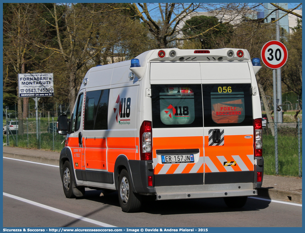 FO 10
118 Romagna Soccorso
Ambito Territoriale di Forlì
Fiat Ducato III serie
Allestitore Vision S.r.l.
Parole chiave: 118;Romagna;Forlì;Forli;Soccorso;Ambulanza;Autoambulanza;Fiat;Ducato;X250;X 250;Vision