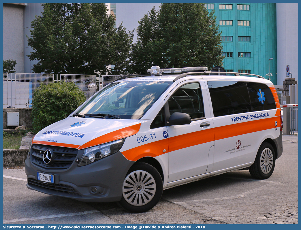 005-31
118 Trentino Emergenza
Mercedes Benz Classe V 4x4 III serie
Allestitore Aricar S.p.A.
Parole chiave: 118;Trentino;Emergenza;Trento;Automedica;Auto Medica;Automedicalizzata;Auto Medicalizzata;Autosanitaria;Auto Sanitaria;Mercedes Benz;Classe V;Vito;4x4;4 x 4;Aricar