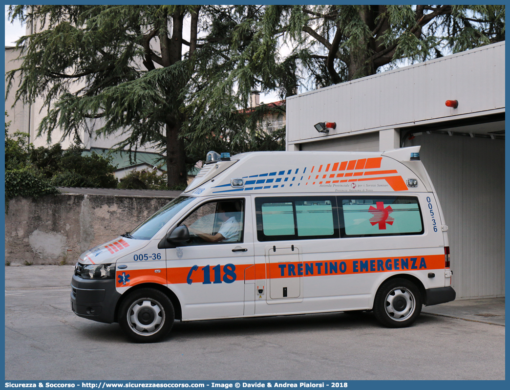 005-36
118 Trentino Emergenza
Volkswagen Transporter T5 restyling
Allestitore Aricar S.p.A.
Parole chiave: 118;Trento;Trentino;Emergenza;Ambulanza;Autoambulanza;Volkswagen;Transporter;T5;T 5;Aricar