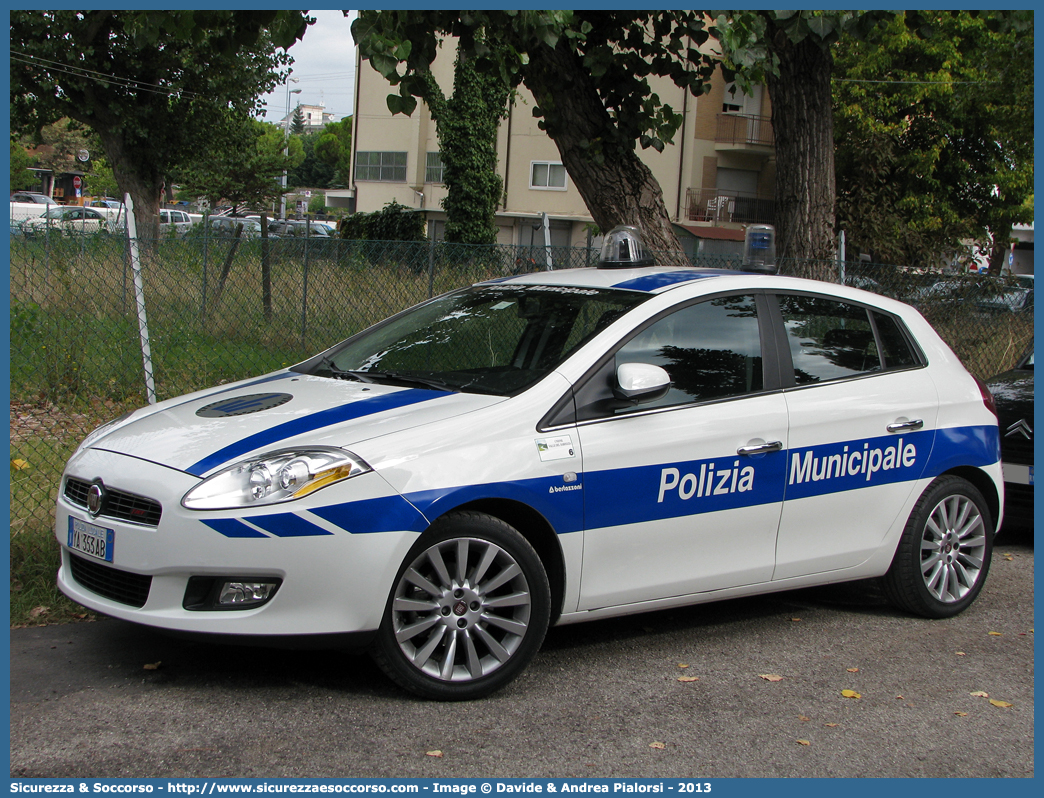 Polizia Locale YA353AB
Polizia Municipale
Unione Comuni Valle del Samoggia
Fiat Nuova Bravo
Allestitore Bertazzoni S.r.l.
Parole chiave: Polizia;Locale;Municipale;Valle del Samoggia;Bazzano;Castello di Serravalle;Crespellano;Monteveglio;Savigno;Fiat;Nuova Bravo;Bertazzoni;YA353AB;YA 353 AB