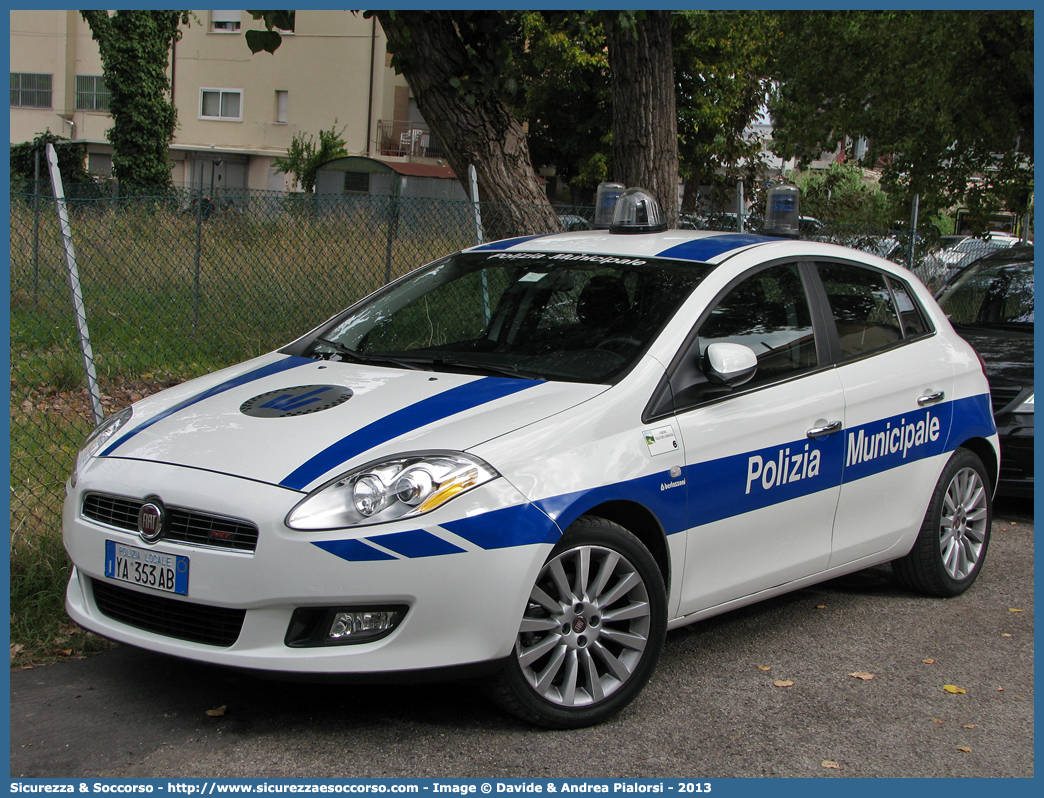 Polizia Locale YA353AB
Polizia Municipale
Unione Comuni Valle del Samoggia
Fiat Nuova Bravo
Allestitore Bertazzoni S.r.l.
Parole chiave: Polizia;Locale;Municipale;Valle del Samoggia;Bazzano;Castello di Serravalle;Crespellano;Monteveglio;Savigno;Fiat;Nuova Bravo;Bertazzoni;YA353AB;YA 353 AB