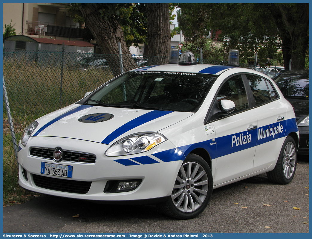 Polizia Locale YA353AB
Polizia Municipale
Unione Comuni Valle del Samoggia
Fiat Nuova Bravo
Allestitore Bertazzoni S.r.l.
Parole chiave: Polizia;Locale;Municipale;Valle del Samoggia;Bazzano;Castello di Serravalle;Crespellano;Monteveglio;Savigno;Fiat;Nuova Bravo;Bertazzoni;YA353AB;YA 353 AB