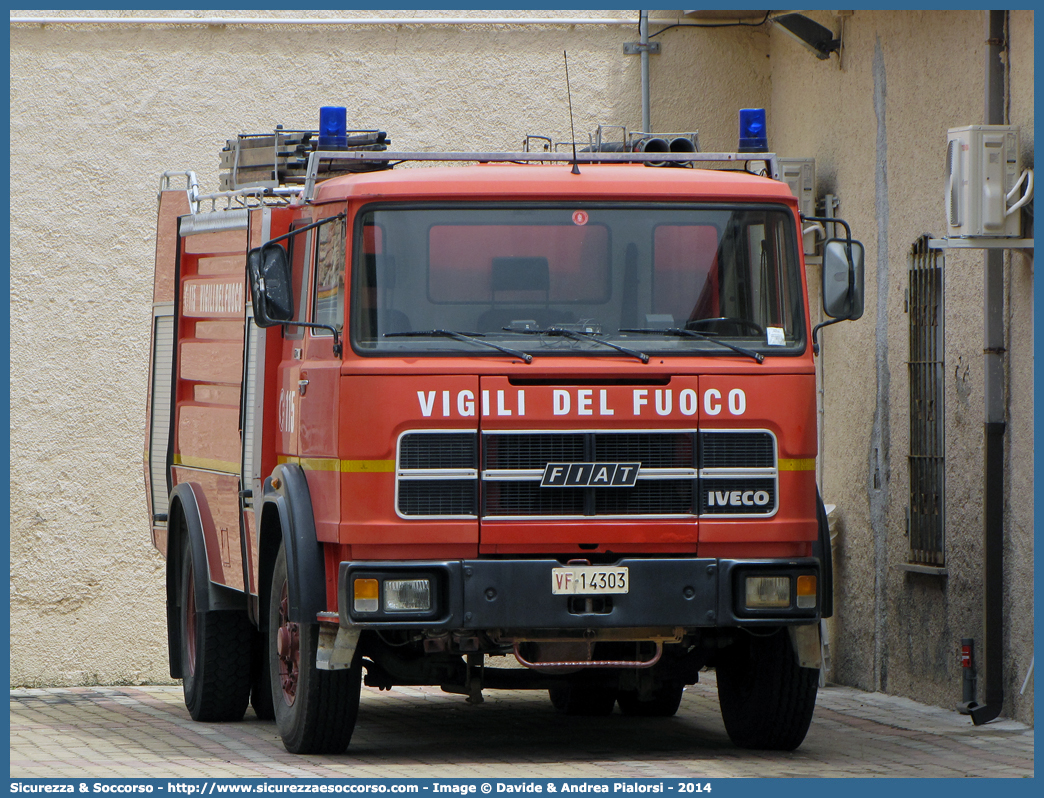 VF 14303
Corpo Nazionale Vigili del Fuoco
Iveco 160NC
Allestitore Baribbi S.p.A.
Parole chiave: VVF;V.V.F.;Corpo;Nazionale;Vigili;del;Fuoco;ABP;A.B.P.;AutoBottePompa;AutoBotte;Fiat;Iveco;160NC;160;NC