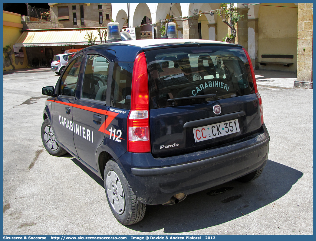 CC CK351
Arma dei Carabinieri
Fiat Nuova Panda I serie
Parole chiave: CC;C.C.;Arma;dei;Carabinieri;Fiat;Nuova;Panda