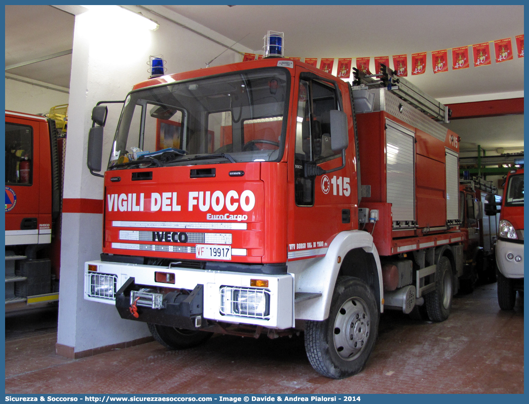 VF 19917
Corpo Nazionale Vigili del Fuoco
Iveco EuroCargo 95E21 4x4 I serie
Parole chiave: VF;V.F.;VVF;V.V.F.;Corpo;Nazionale;Vigili del Fuoco;Vigili;Fuoco;Iveco;EuroCargo;95E21;95 E 21;95 E21;95E 21;4x4;4 x 4