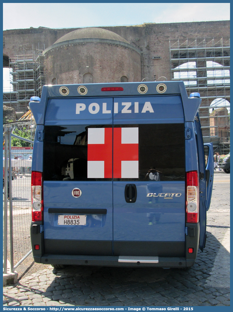 Polizia H8835
Polizia di Stato
Servizio Sanitario
Fiat Ducato III serie
Allestitore Boneschi S.r.l.
Parole chiave: PS;P.S.;Polizia;di;Stato;Servizio;Sanitario;Fiat;Ducato;X250;Ambulanza;Boneschi