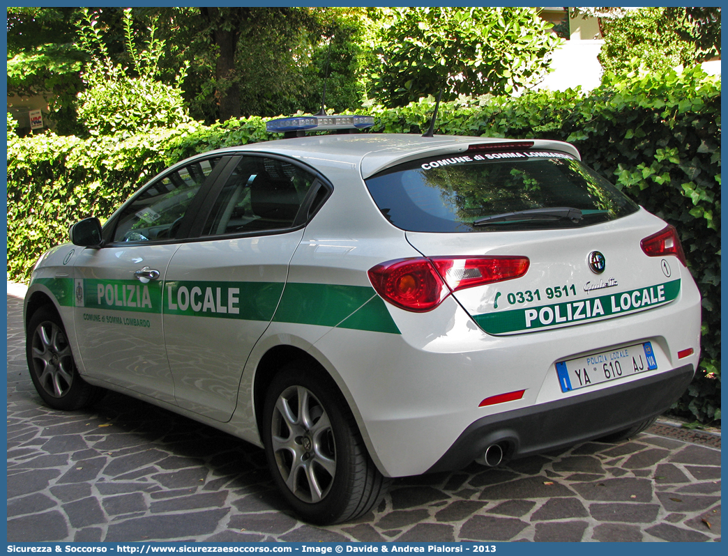 Polizia Locale YA610AJ
Polizia Locale
Comune di Somma Lombardo
Alfa Romeo Nuova Giulietta
I serie
Parole chiave: Polizia;Locale;Municipale;Somma Lombardo;Alfa Romeo;Nuova Giulietta;YA610AJ;YA 610 AJ