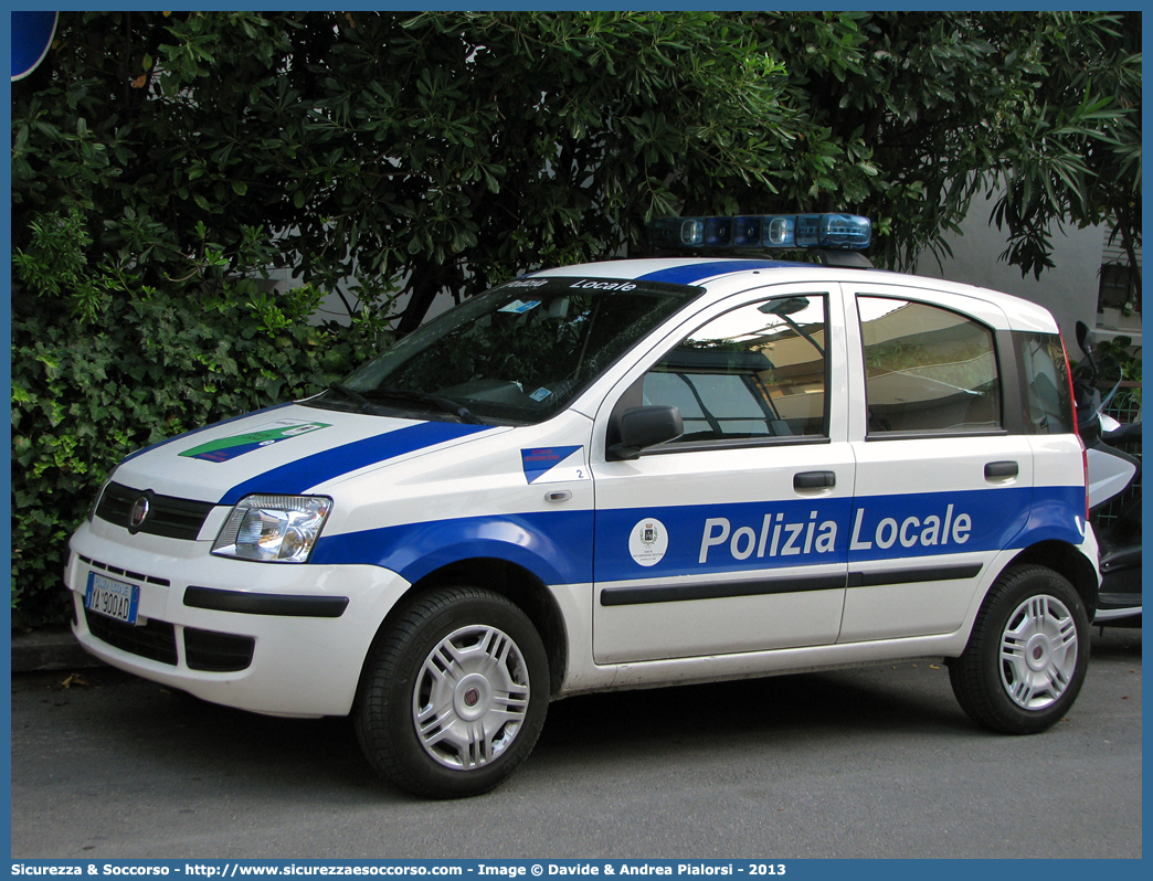 Polizia Locale YA900AD
Polizia Locale
Comune di San Giovanni Teatino
Fiat Nuova Panda I serie
Parole chiave: Polizia;Locale;Municipale;San Giovanni Teatino;Fiat;Nuova Panda;YA900AD;YA 900 AD