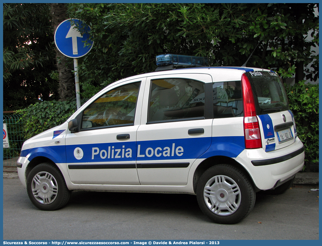 Polizia Locale YA900AD
Polizia Locale
Comune di San Giovanni Teatino
Fiat Nuova Panda I serie
Parole chiave: Polizia;Locale;Municipale;San Giovanni Teatino;Fiat;Nuova Panda;YA900AD;YA 900 AD