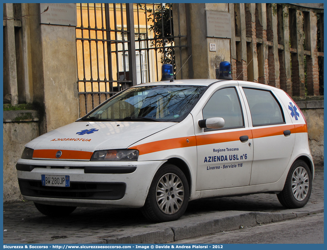 -
118 Livorno
Fiat Punto II serie
Parole chiave: 118;Livorno;Soccorso;Emergenza;Automedica;Auto Medica;Automedicalizzata;Auto Medicalizzata;Fiat;Punto