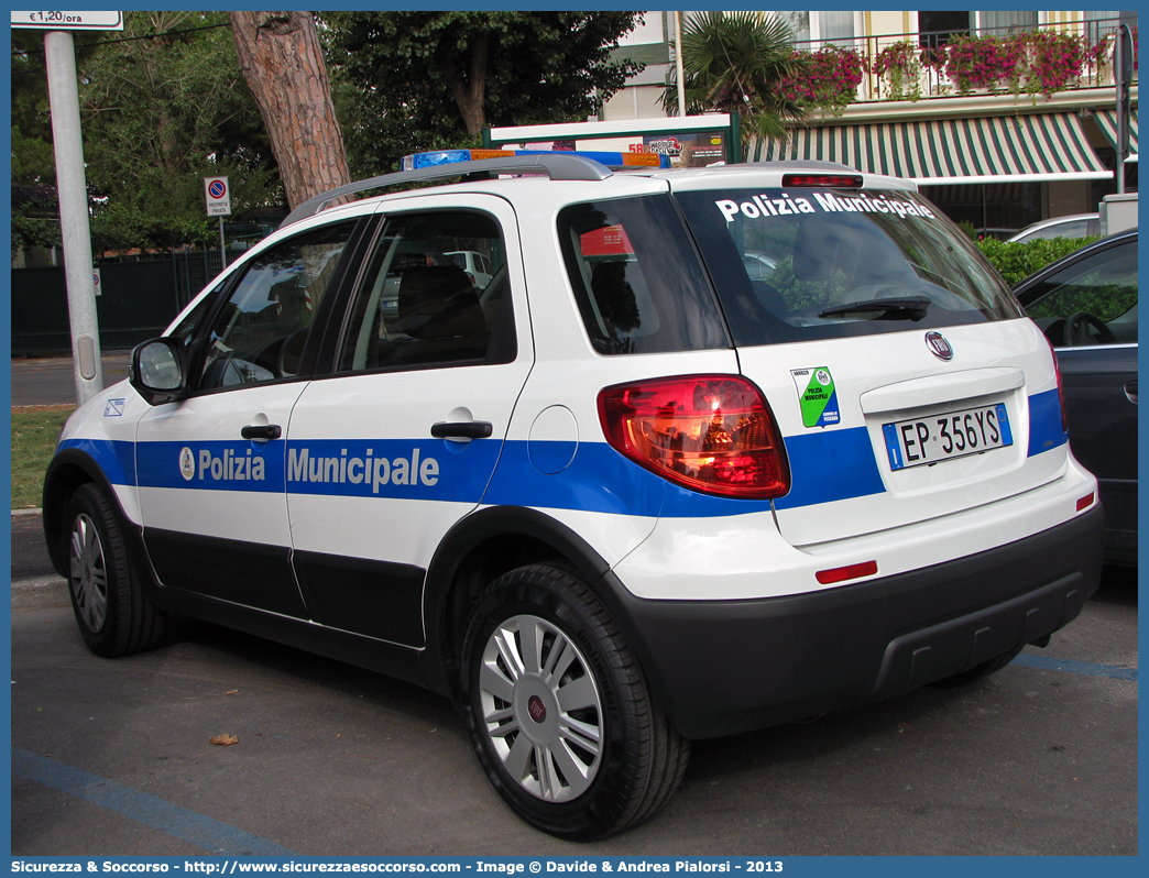 -
Polizia Municipale
Comune di Pescara
Fiat Sedici II serie
Parole chiave: Polizia;Locale;Municipale;Pescara;Fiat;Sedici