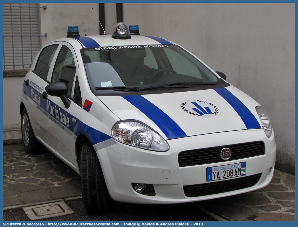 Polizia Locale YA208AM
Polizia Municipale
Comune di Cesenatico
Fiat Grande Punto
Parole chiave: Polizia;Locale;Municipale;Cesenatico;Fiat;Grande Punto;YA208AM;YA 208 AM