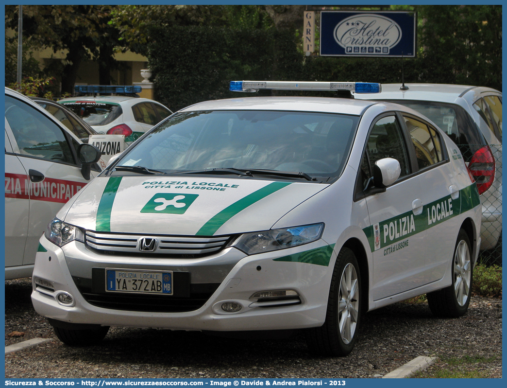 Polizia Locale YA372AB
Polizia Locale
Comune di Lissone
Honda Insight
Parole chiave: Polizia;Locale;Municipale;Lissone;Honda;Insight;YA372AB;YA 372 AB