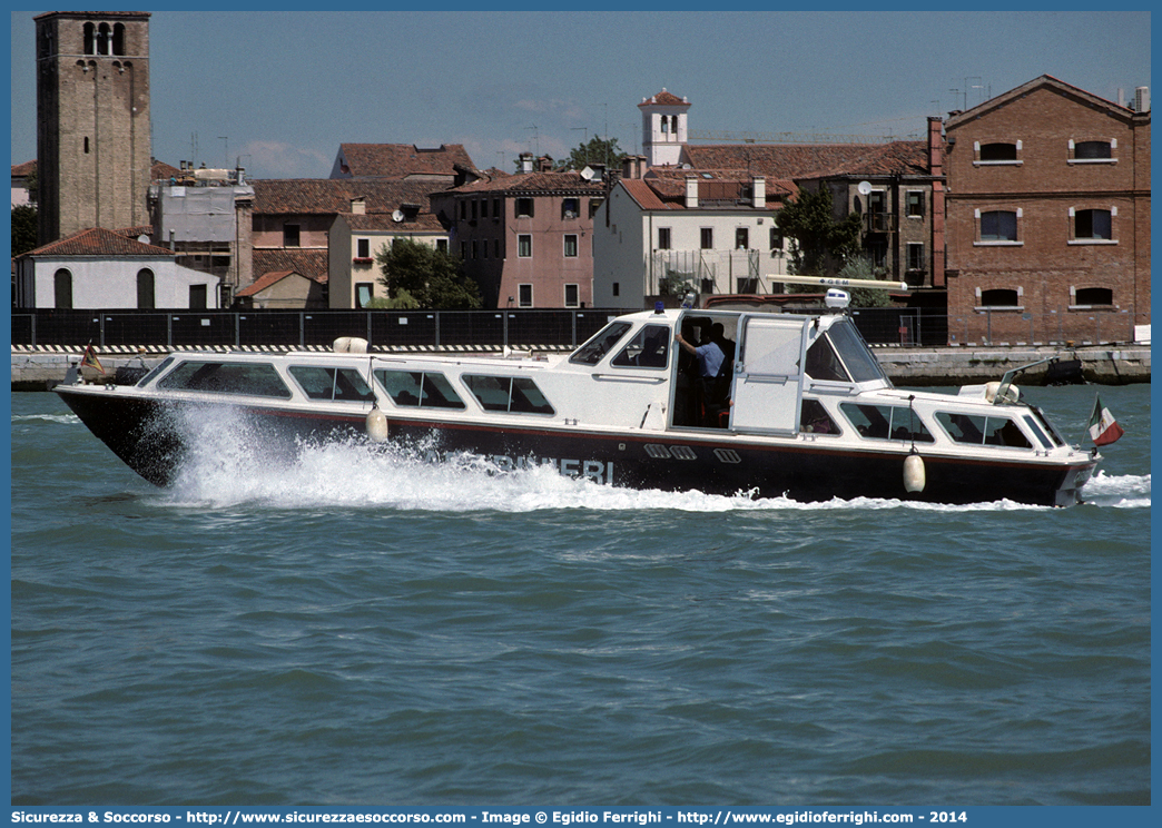 -
Arma dei Carabinieri
Reparto Operativo Nucleo Natanti
Motovedetta Lagunare Classe T120
Parole chiave: CC;C.C.;Arma;Carabinieri;Servizio;Navale;Motovedetta;Lagunare;Classe;T120;T 120