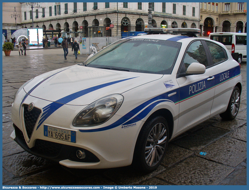 Polizia Locale YA695AF
Polizia Locale
Comune di Loano
Alfa Romeo Nuova Giulietta
I serie II restyling
Allestitore Bertazzoni S.r.l.
Parole chiave: Polizia;Locale;Municipale;Loano;Alfa Romeo;Nuova Giulietta;Bertazzoni;YA695AF;YA 695 AF