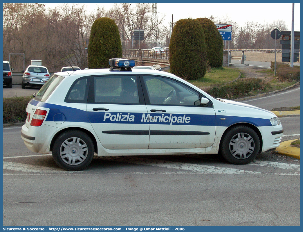 -
Polizia Municipale
Comune di Casalgrande
Fiat Stilo
Parole chiave: Polizia;Locale;Municipale;Casalgrande;Fiat;Stilo