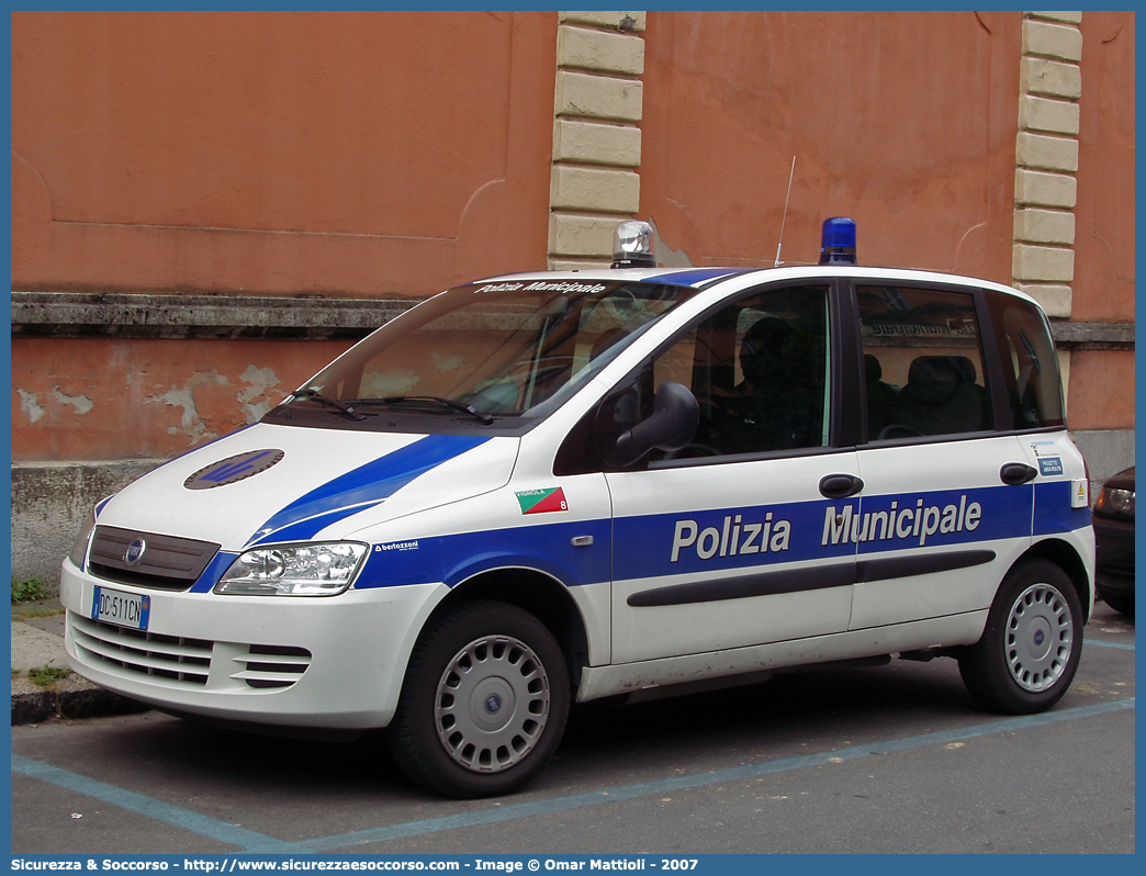 -
Polizia Municipale
Comune di Vignola
Fiat Multipla II serie
Allestitore Bertazzoni S.r.l.
Parole chiave: Polizia;Locale;Municipale;Vignola;Fiat;Multipla;Bertazzoni