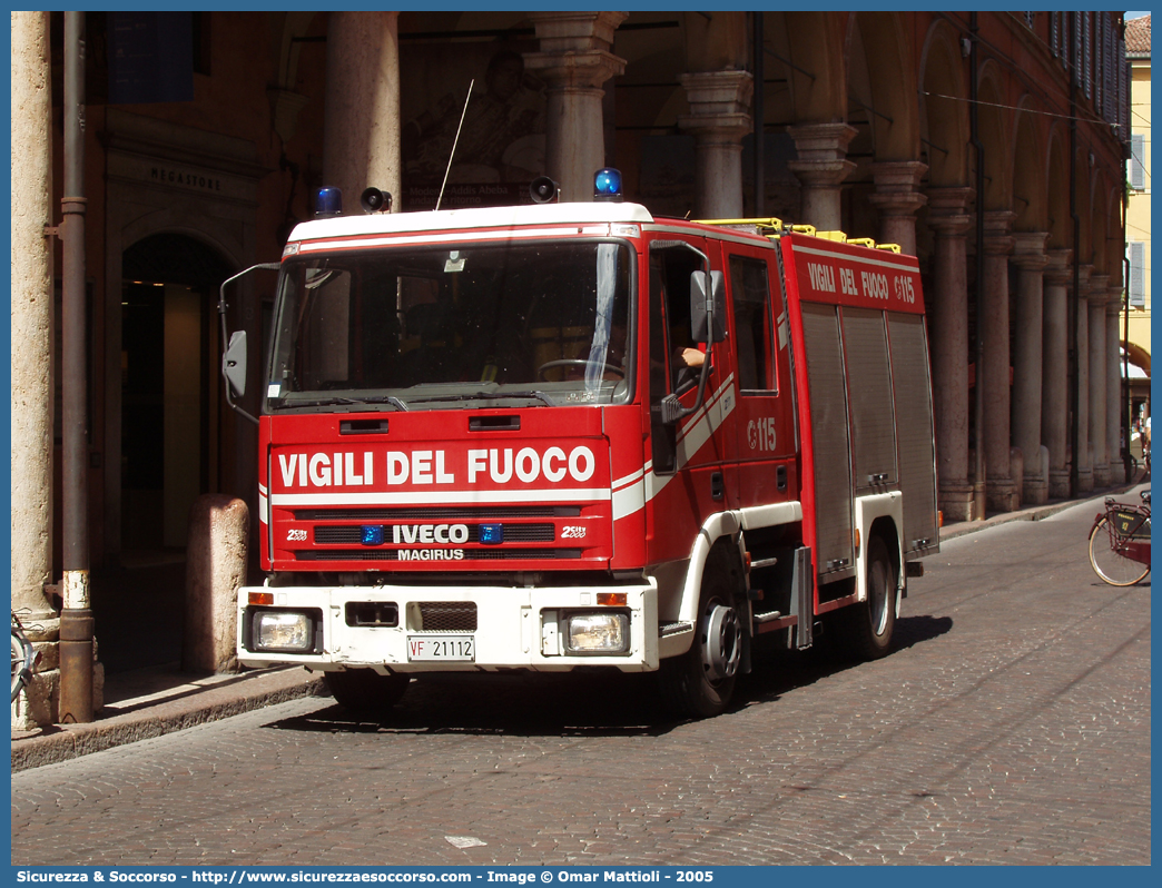 VF 21112
Corpo Nazionale Vigili del Fuoco
Iveco Magirus City2000
100E21 I serie
Parole chiave: VVF;V.V.F.;Corpo;Nazionale;Vigili;del;Fuoco;AutoPompaSerbatoio;APS;A.P.S.;Iveco;Magirus;EuroFire;100E21;City2000;City;2000