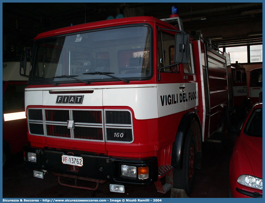 VF 13762
Corpo Nazionale Vigili del Fuoco
Iveco 160NC
Allestitore Baribbi S.p.A.
Parole chiave: VVF;V.V.F.;Corpo;Nazionale;Vigili;del;Fuoco;ABP;A.B.P.;AutoBottePompa;AutoBotte;Fiat;Iveco;160NC;160;NC