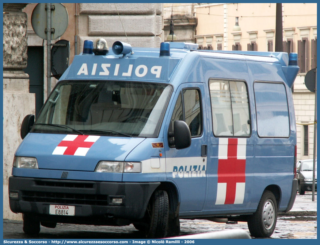 Polizia E8814
Polizia di Stato
Reparto Mobile
Servizio Sanitario
Fiat Ducato II serie
Allestitore Boneschi S.r.l.
Parole chiave: Polizia;Stato;PS;P.S.;Reparto;Mobile;Servizio;Sanitario;Ambulanza;Autoambulanza;Fiat;Ducato;Savio