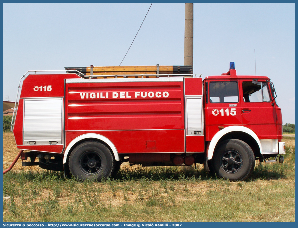 VF 14148
Corpo Nazionale Vigili del Fuoco
Iveco 160NC
Allestitore Baribbi S.p.A.
Parole chiave: VVF;V.V.F.;Corpo;Nazionale;Vigili;del;Fuoco;ABP;A.B.P.;AutoBottePompa;AutoBotte;Fiat;Iveco;160NC;160;NC