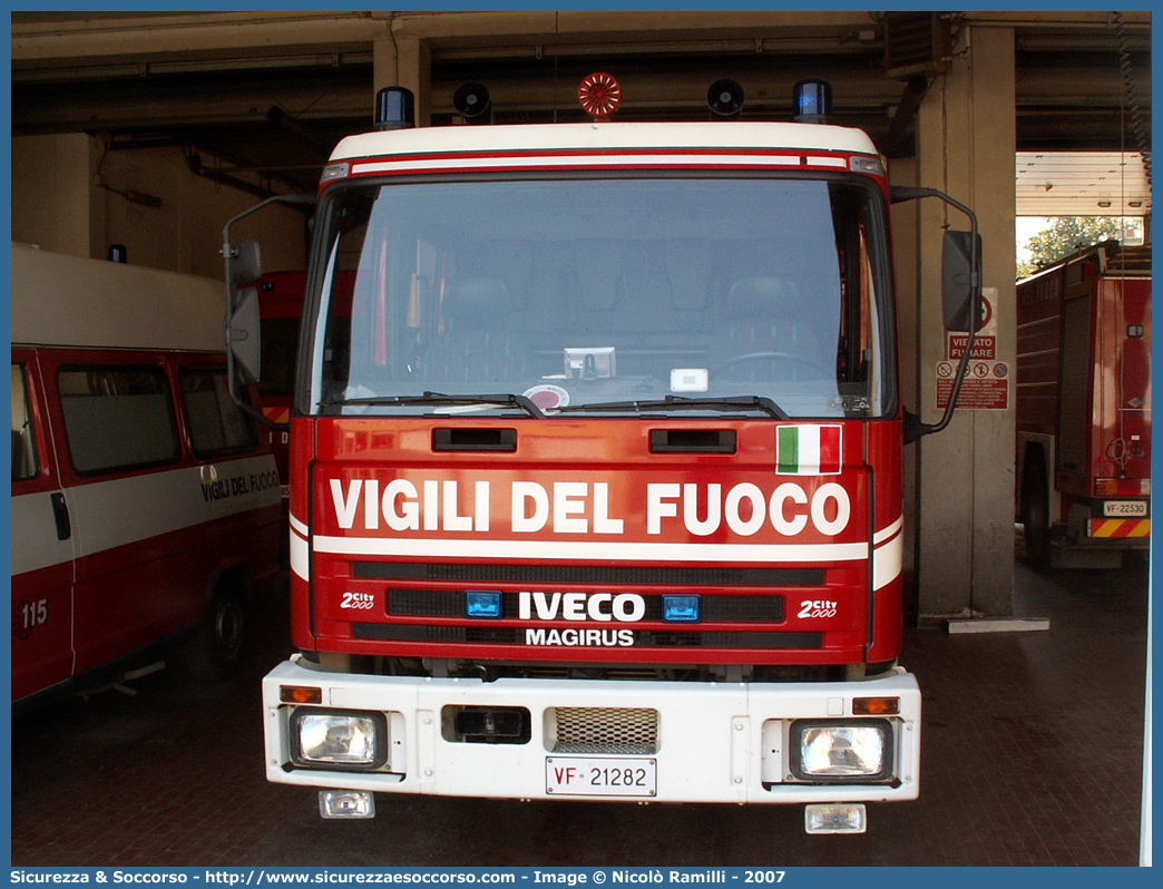 VF 21282
Corpo Nazionale Vigili del Fuoco
Iveco Magirus City2000
100E21 I serie
Parole chiave: VVF;V.V.F.;Corpo;Nazionale;Vigili;del;Fuoco;AutoPompaSerbatoio;APS;A.P.S.;Iveco;Magirus;EuroFire;100E21;City2000;City;2000