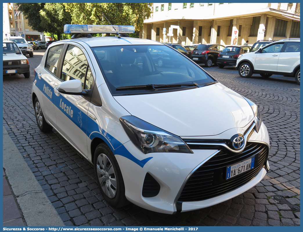 Polizia Locale YA671AN
Polizia Locale
Comune di Terni
Toyota Yaris Hybrid III serie restyling
Parole chiave: Polizia;Locale;Municipale;Terni;Toyota;Yaris;Hybrid;YA671AN;YA 671 AN