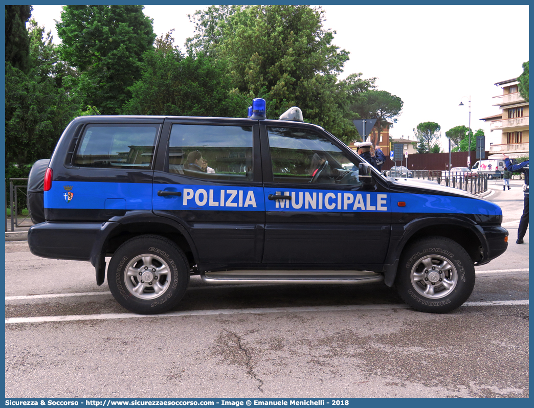 -
Polizia Municipale
Comune di Assisi
Nissan Terrano II serie
Parole chiave: Polizia;Locale;Municipale;Assisi;Nissan;Terrano