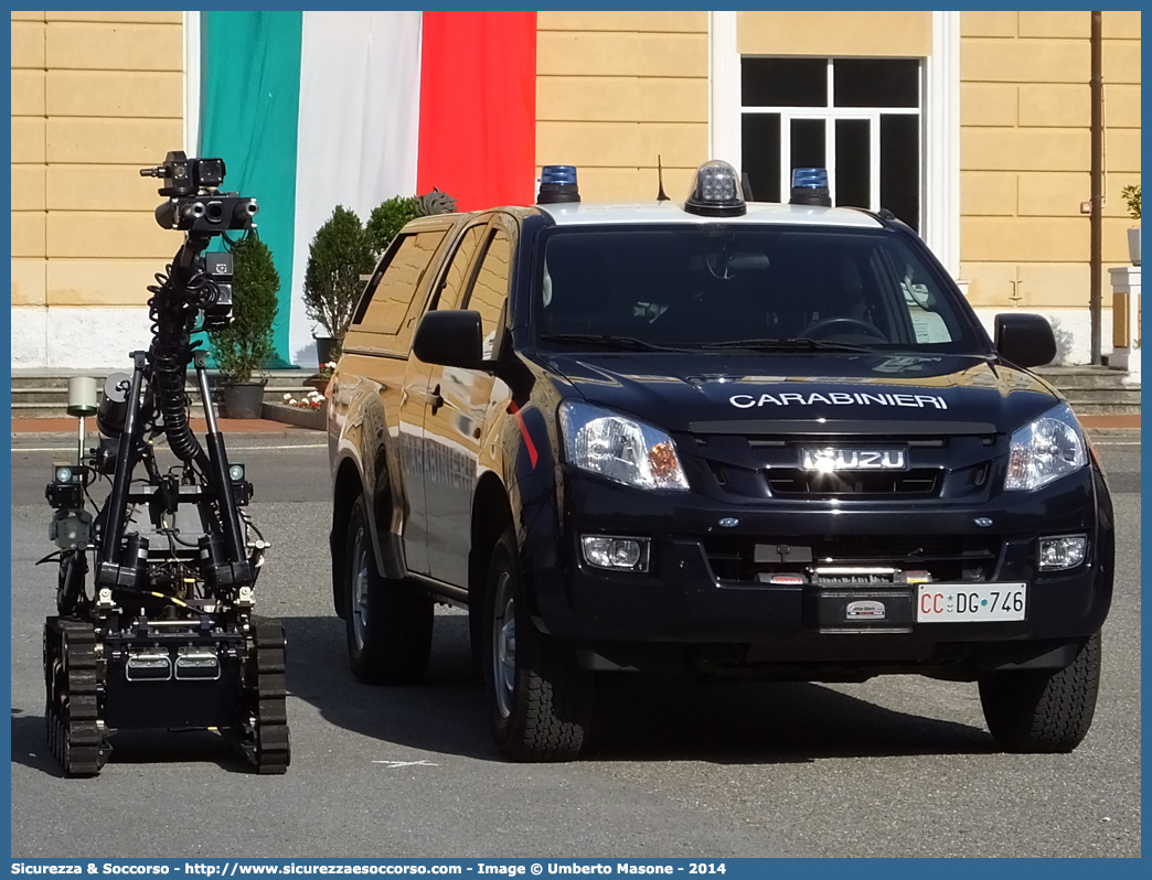 CC DG746
Arma dei Carabinieri
Artificieri Antisabotaggio
Isuzu D-Max II serie
Allestitore Maritan S.r.l.
Parole chiave: Arma dei Carabinieri;Artificieri Antisabotaggio;Isuzu;D-Max;D - Max;Dmax;Maritan Alberto