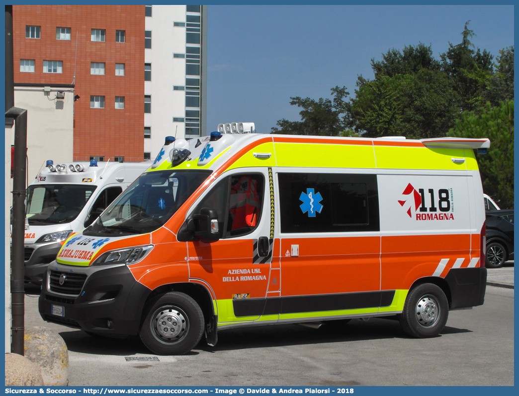 RA 22
118 Romagna Soccorso
Ambito Territoriale di Ravenna
Fiat Ducato III serie restyling
Allestitore Safety Car S.r.l.
Parole chiave: 118;Romagna;Ravenna;Soccorso;Ambulanza;Autoambulanza;Fiat;Ducato;X290;X 290;Orion;Safety Car