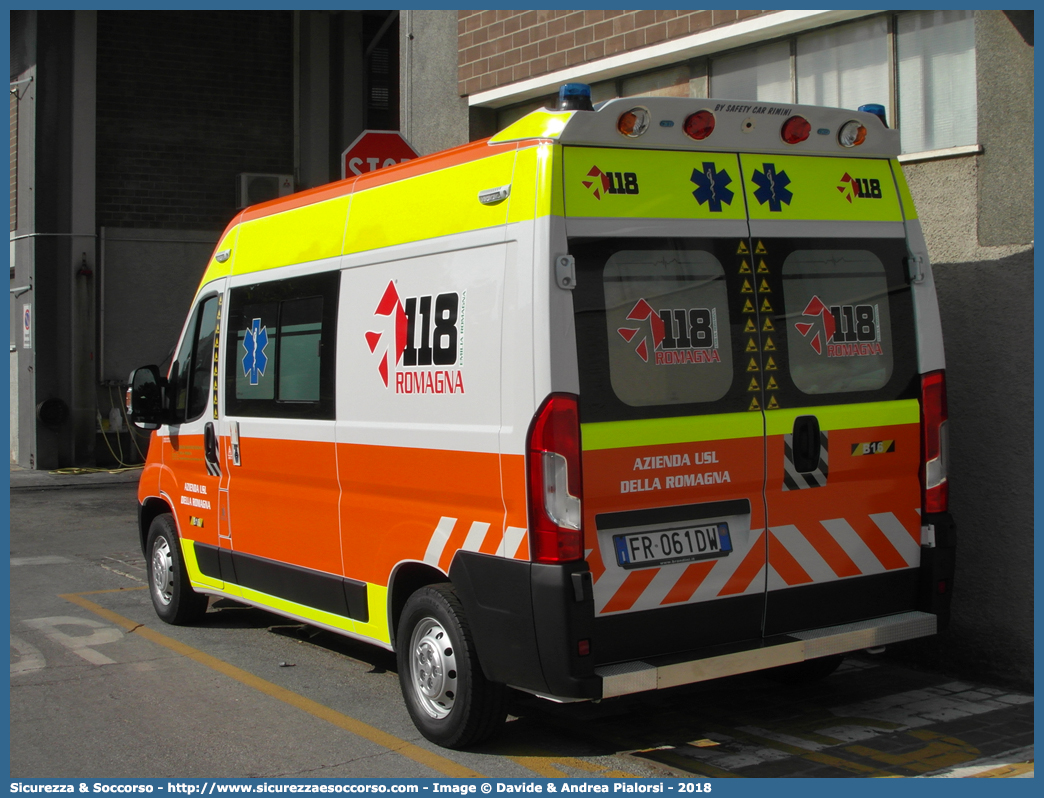 BRAVO 16
118 Romagna Soccorso
Ambito Territoriale di Rimini
Fiat Ducato III serie restyling
Allestitore Safety Car S.r.l.
Parole chiave: 118;Romagna;Soccorso;Rimini;Ambulanza;Autoambulanza;Fiat;Ducato;X290;X 290;Orion;Safety Car