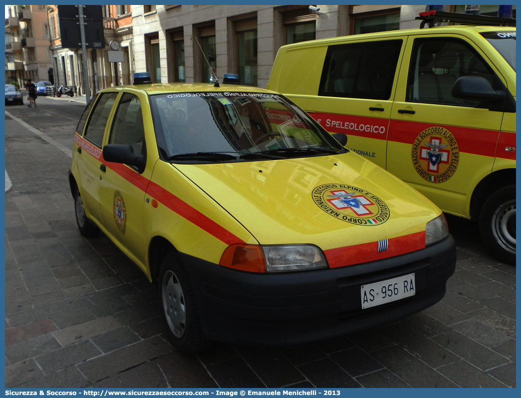 -
Corpo Nazionale
Soccorso Alpino e Speleologico
Zona Speleologica IV Umbria
Fiat Punto I serie
Parole chiave: CNSAS;C.N.S.A.S.;Corpo;Nazionale;Soccorso;Alpino;Speleologico;Umbria;SASU;S.A.S.U.;Fiat;Punto