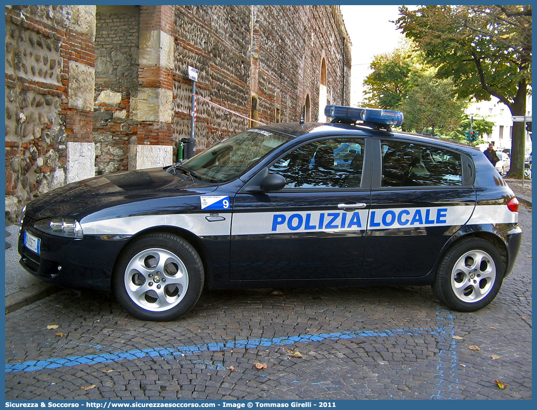 -
Polizia Locale
Comune di Mogliano Veneto
Alfa Romeo 147 II serie
Allestitore Ciabilli S.r.l.
Parole chiave: Polizia;Locale;Municipale;Mogliano Veneto;Alfa Romeo;147;Ciabilli