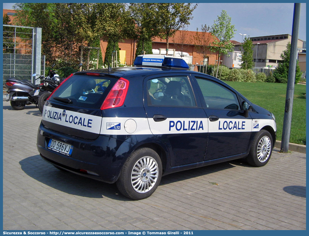 -
Polizia Locale
Comune di Cerea
Fiat Grande Punto
Parole chiave: Polizia;Locale;Municipale;Cerea;Fiat;Grande Punto