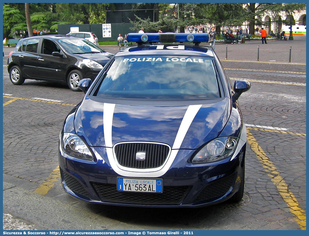 Polizia Locale YA563AL
Polizia Locale
Unione Comuni Verona Est
Seat Leon II serie
Parole chiave: Polizia;Locale;Municipale;Verona Est;Belfiore;Caldiero;Colognola ai Colli;Illasi;Mezzane di Sotto;Seat;Leon;YA563AL;YA 563 AL