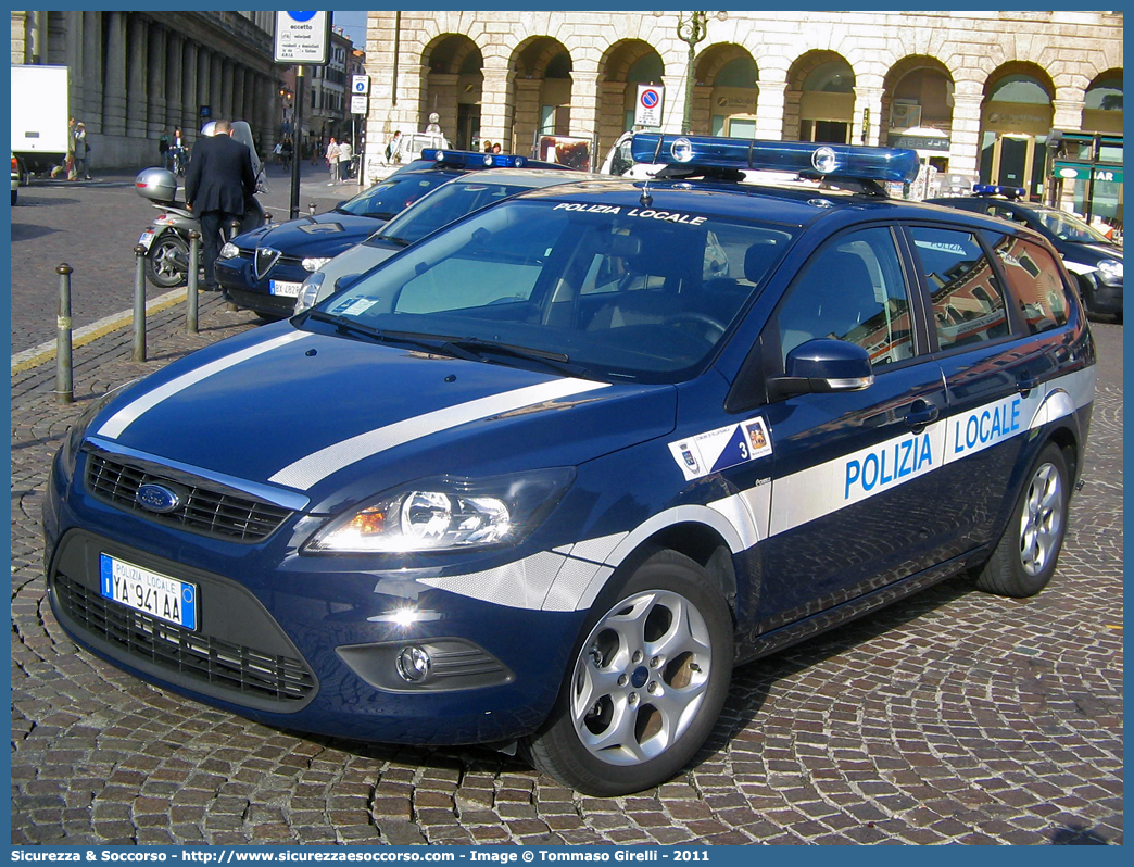 Polizia Locale YA941AA
Polizia Locale
Comune di Villafranca di Verona
Ford Focus Style Wagon II serie
Allestitore Ciabilli S.r.l.
Parole chiave: PL;P.L.;PM;P.M.;Polizia;Municipale;Locale;Villafranca di Verona;Ford;Focus;Style Wagon;SW;S.W.;Ciabilli