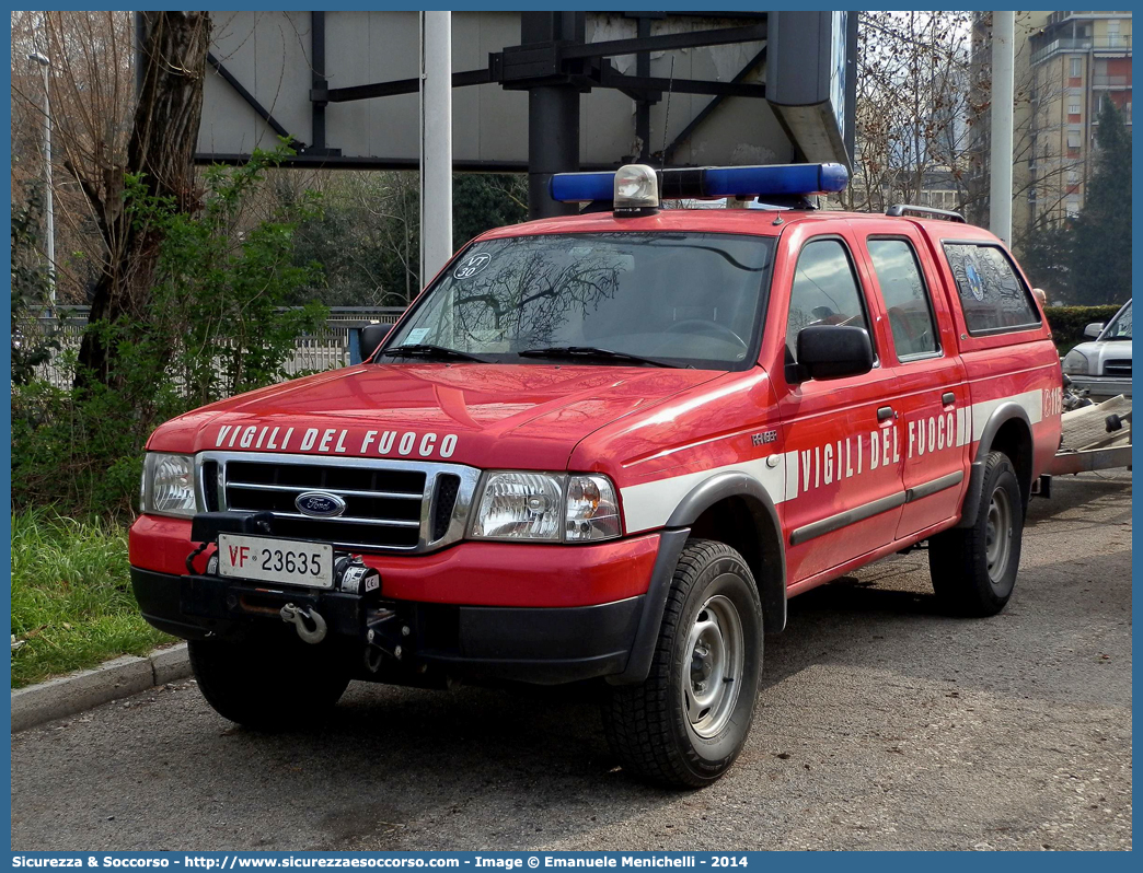 VF 23635
Corpo Nazionale Vigili del Fuoco
Nucleo Soccorso Subacqueo e Acquatico
Ford Ranger I serie restyling
Parole chiave: Corpo;Nazionale;Vigili del Fuoco;Vigili;Fuoco;Ford;Ranger;NSSA;N.S.S.A.;Soccorso;Subacqueo;Acquatico;Sommozzatori;Subacquei