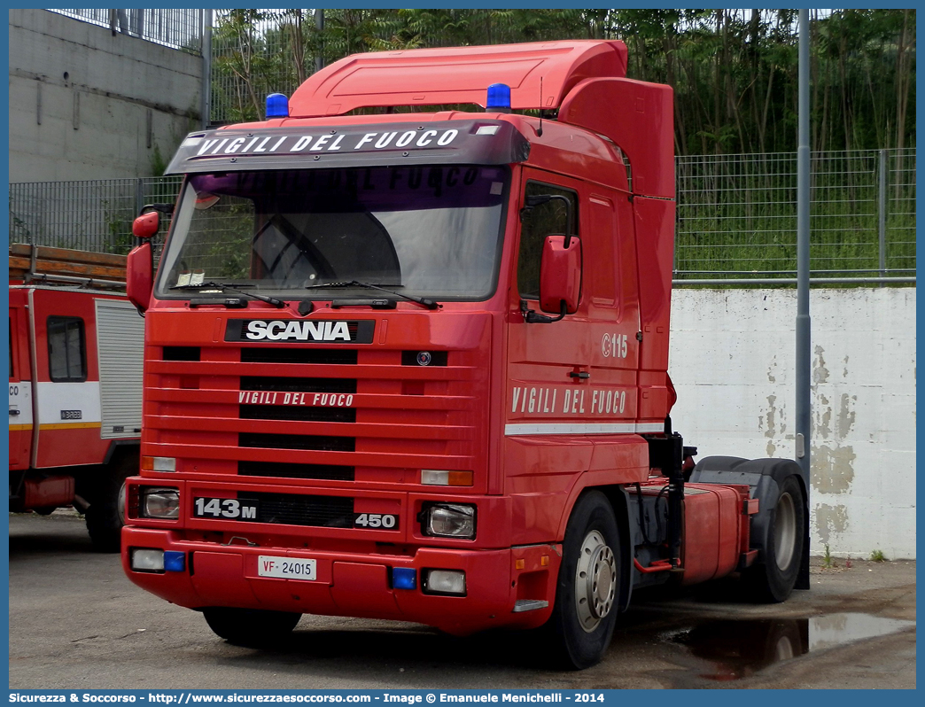 VF 24015
Corpo Nazionale Vigili del Fuoco
Scania 143M 450
Parole chiave: VF;V.F.;VVF;V.V.F.;Corpo;Nazionale;Vigili del Fuoco;Vigili;Fuoco;Autocarro;Autofurgone;Scania;143M;143 M;143;M;450