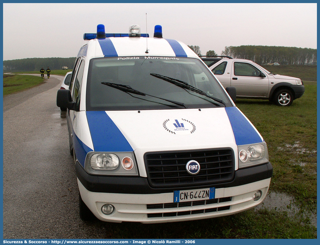 -
Polizia Municipale
Corpo Intercomunale
dell'Alto Ferrarese
Fiat Scudo III serie
Allestitore Focaccia Group S.r.l.
Parole chiave: Polizia;Locale;Municipale;Alto Ferrarese;Bondeno;Mirabello;Poggio Renatico;Sant’Agostino;Sant Agostino;Fiat;Scudo;Focaccia