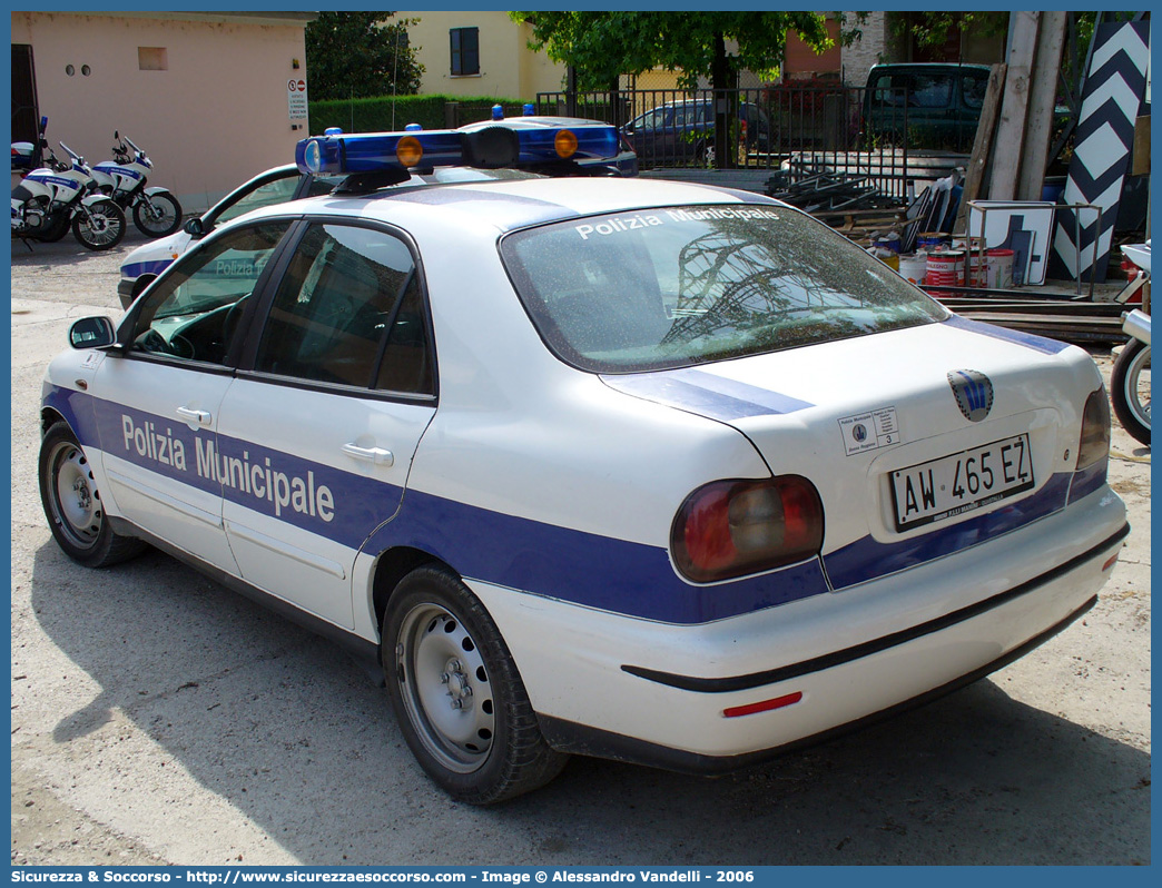 -
Polizia Municipale
Servizio Associato Bassa Reggiana
Fiat Marea
Parole chiave: Polizia;Locale;Municipale;Bassa Reggiana;Bagnolo in Piano;Gualtieri;Luzzara;Novellara;Reggiolo;Fiat;Marea