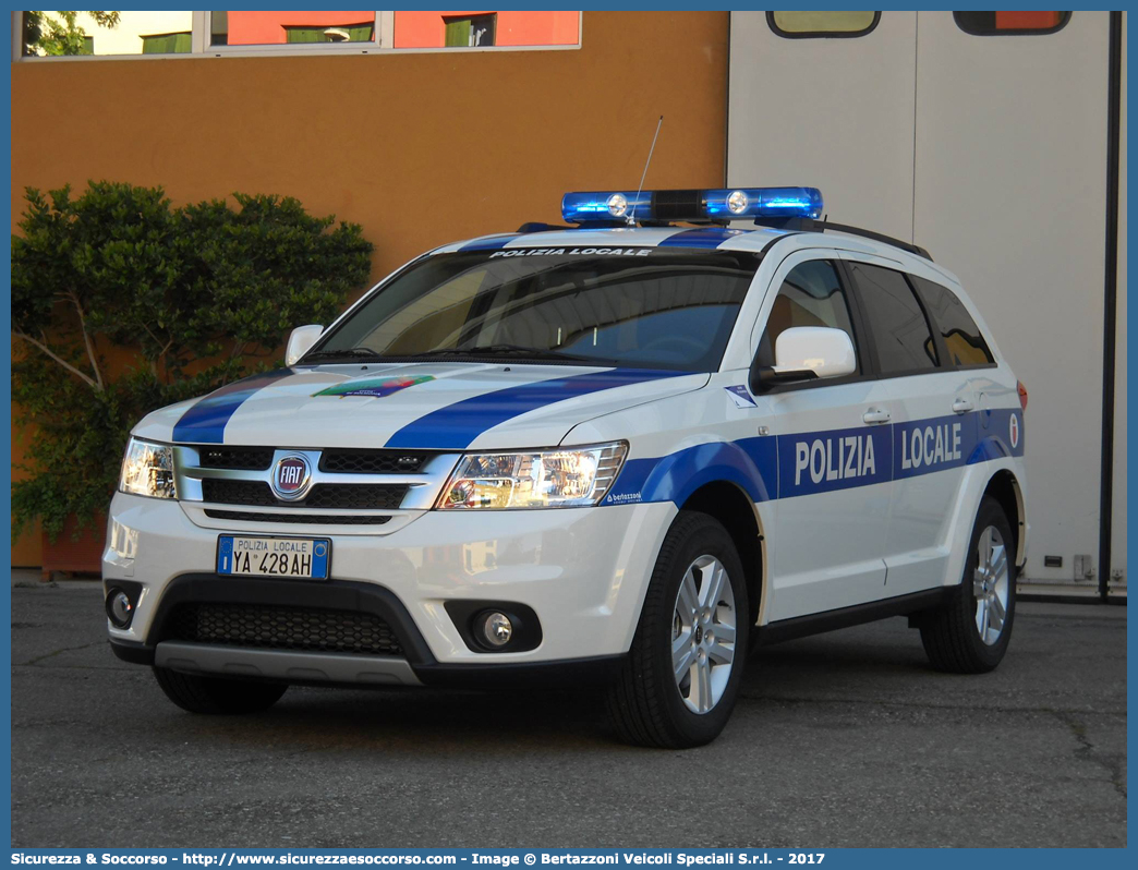 Polizia Locale YA428AH
Polizia Locale
Comune di Sulmona
Fiat Freemont
Allestitore Bertazzoni S.r.l.
Parole chiave: Polizia;Locale;Municipale;Sulmona;Fiat;Freemont;Bertazzoni;YA428AH;YA 428 AH