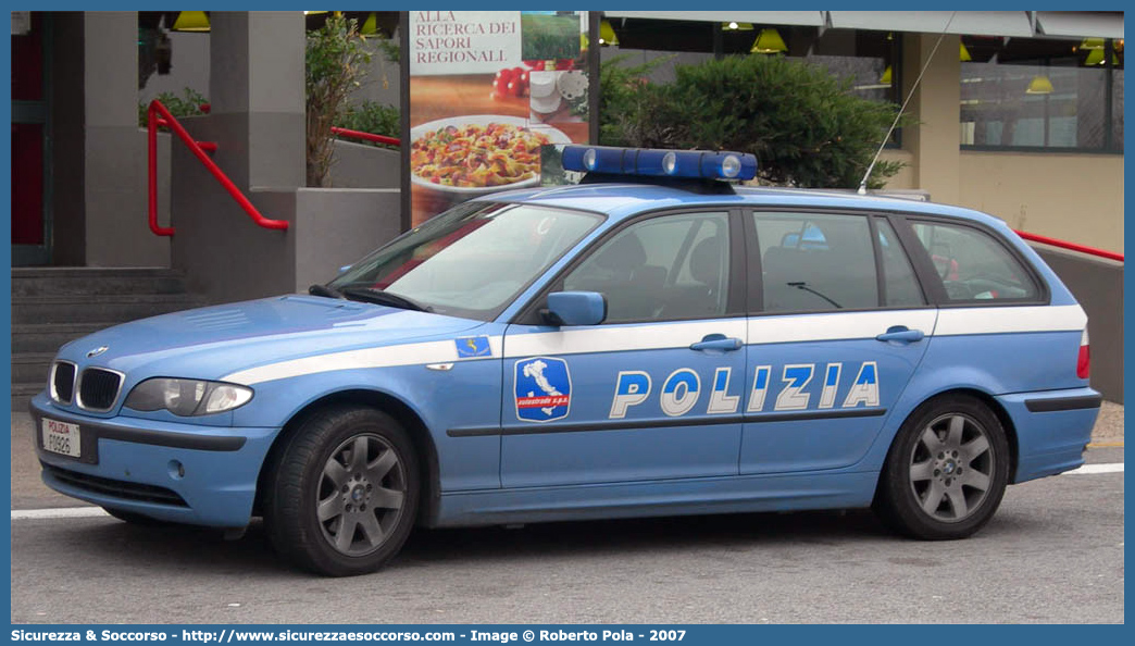 Polizia F0926
Polizia di Stato
Polizia Stradale
Autostrade per l'Italia S.p.A.
Bmw Serie 3 E46 Touring
Parole chiave: Polizia di Stato;Polizia Stradale;Autostrade per l'Italia S.p.A.;Autostrade S.p.A.;Autostrade;Italia;Bmw;Serie 3;E46;E 46;Touring