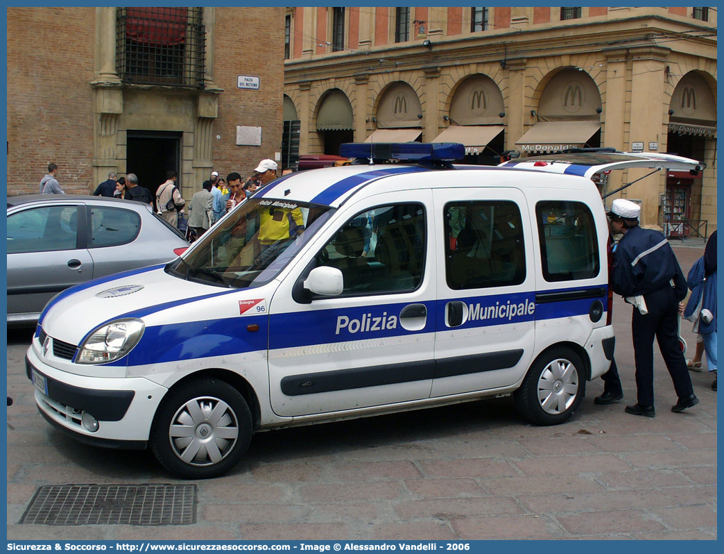 -
Polizia Municipale
Comune di Bologna
Renault Kangoo II serie
Parole chiave: Polizia;Municipale;Locale;Bologna;Renault;Kangoo