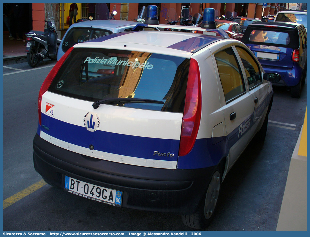 -
Polizia Municipale
Comune di Bologna
Fiat Punto II serie
Parole chiave: Polizia;Municipale;Locale;Bologna;Fiat;Punto