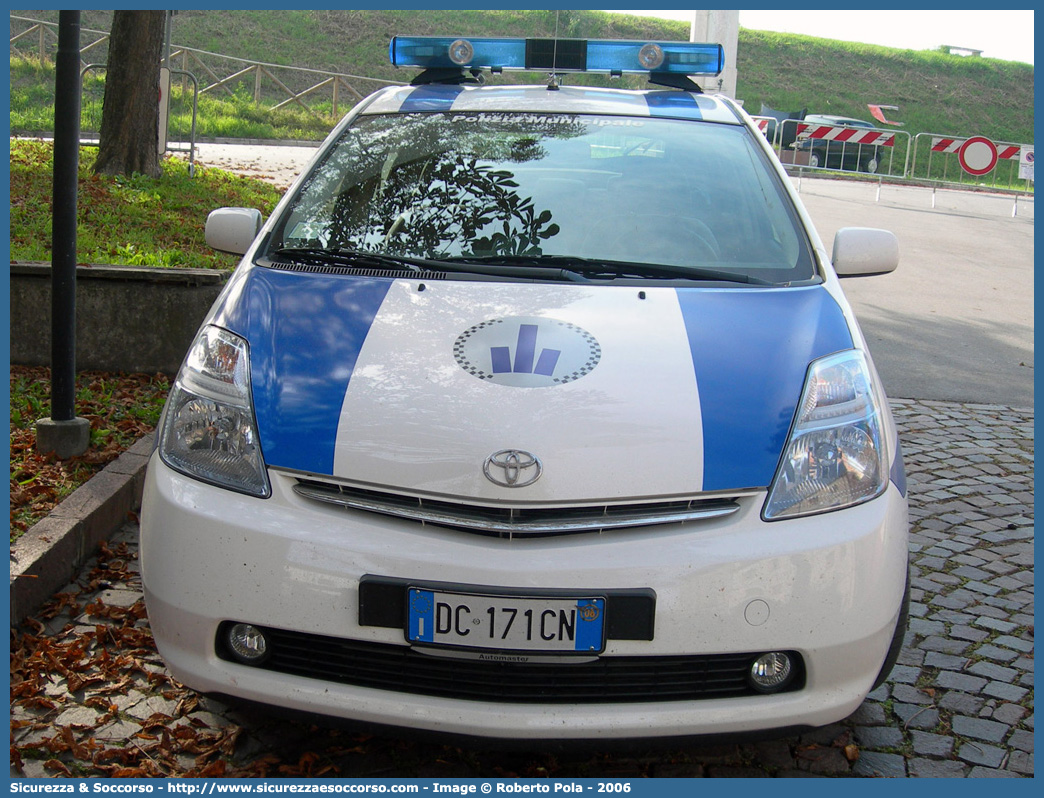 -
Polizia Municipale
Comune di Camposanto
Toyota Prius II serie
Allestitore Ciabilli S.r.l.
Parole chiave: Polizia;Locale;Municipale;Camposanto;Toyota;Prius;Ciabilli