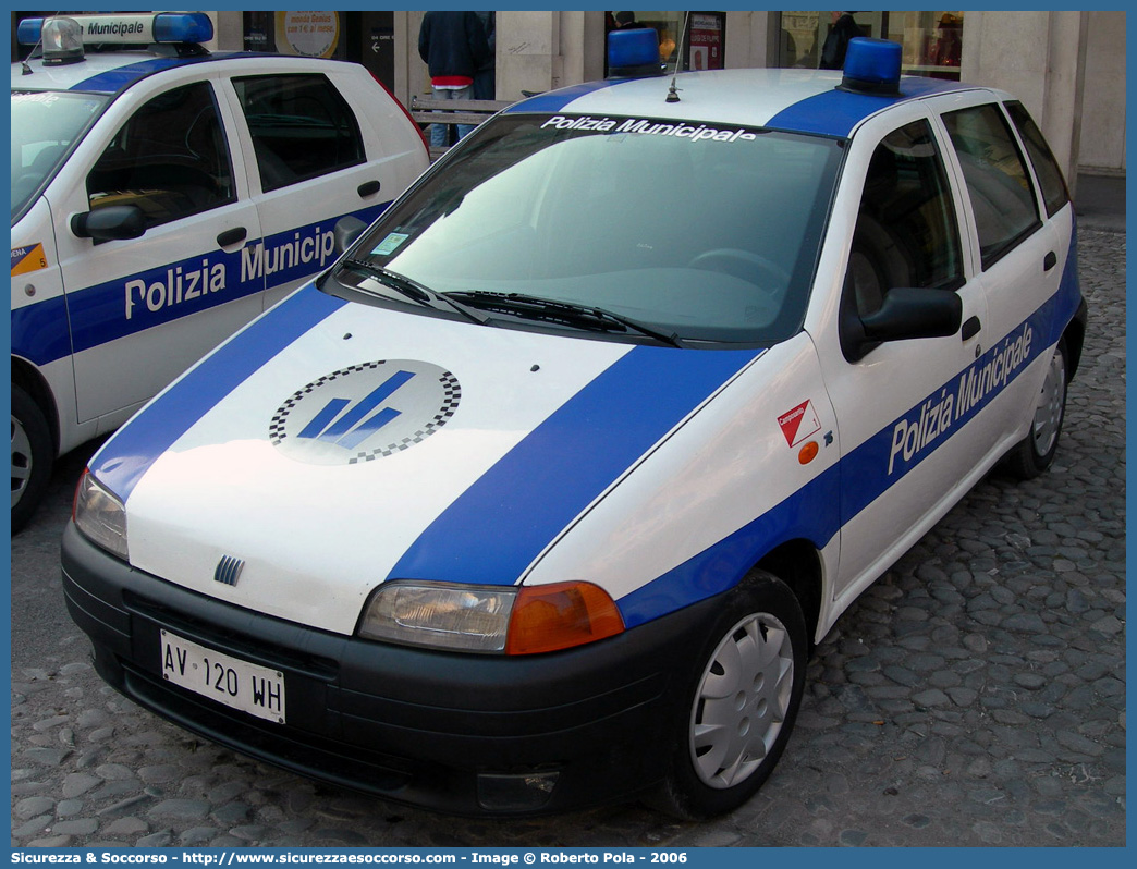 -
Polizia Municipale
Comune di Camposanto
Fiat Punto I serie
Parole chiave: Polizia;Locale;Municipale;Camposanto;Fiat;Punto