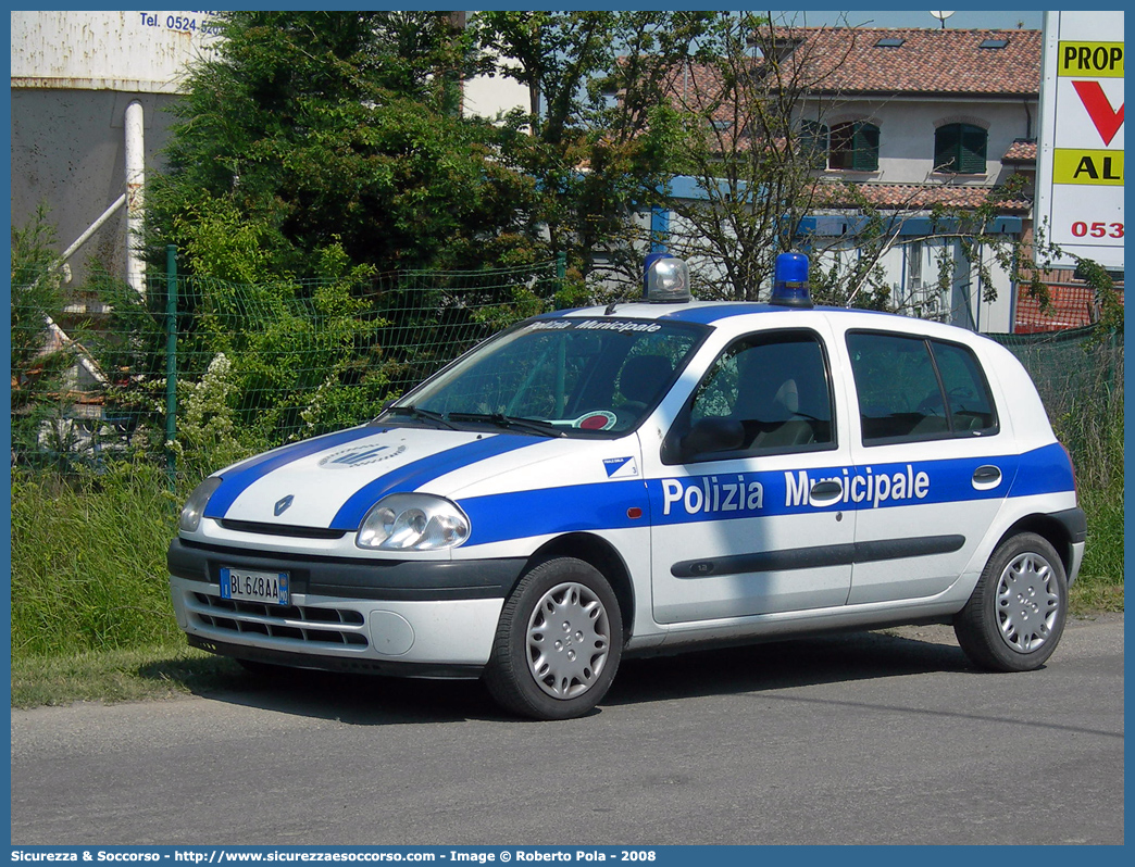 -
Polizia Municipale
Comune di Finale Emilia
Renault Clio II serie
Parole chiave: Polizia;Locale;Municipale;Finale Emilia;Renault;Clio